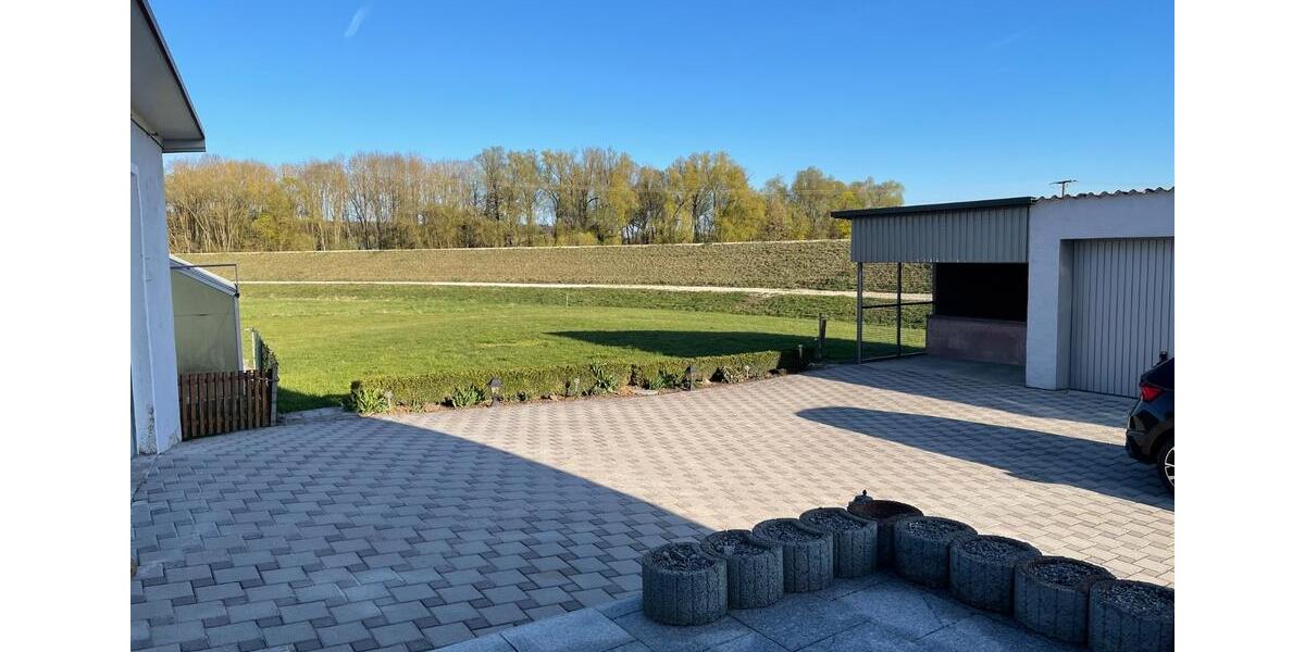 Einfamilienhaus Neustadt an der Donau - 3 Zimmer, 180 m&sup2;, 1.100&euro; | Angebot:26395377