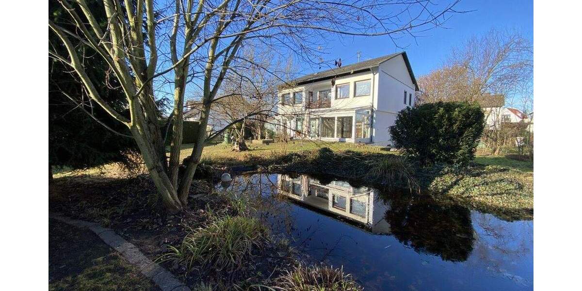 Einfamilienhaus Schrobenhausen - 6 Zimmer, 197 m&sup2;, 720.000&euro; | Angebot:25780446