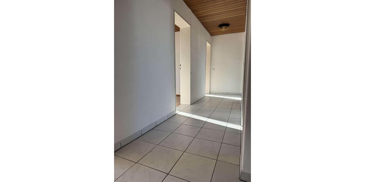 Etagenwohnung Ingolstadt - 4 Zimmer, 84 m&sup2;, 289.000&euro; | Angebot:26874982