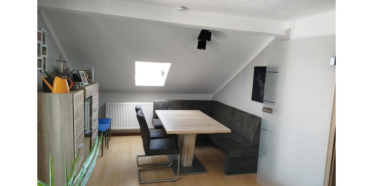 Dachgeschoßwohnung Ingolstadt Nordost - 3 Zimmer, 64 m&sup2;, 290.000&euro; | Angebot:27606764