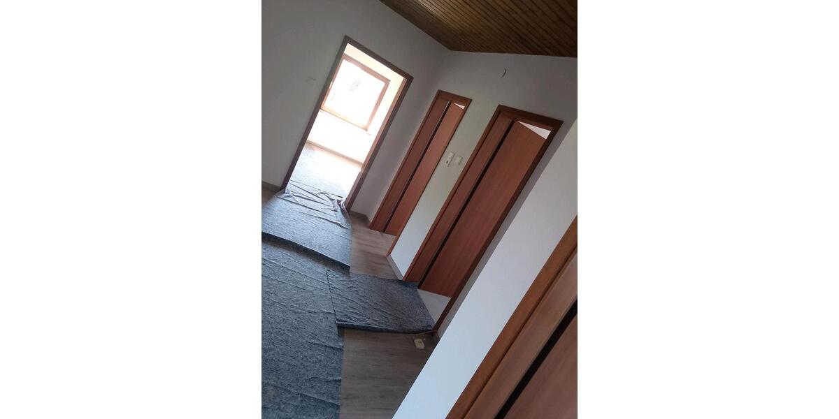 Etagenwohnung Neuburg an der Donau - 4 Zimmer, 113 m&sup2;, 1.600&euro; | Angebot:25360941