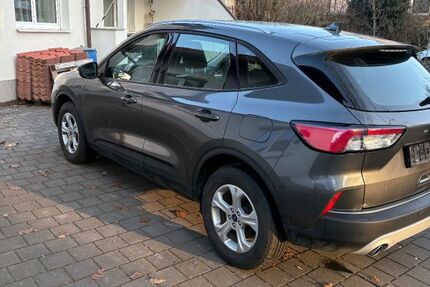 Ford Kuga 41.500 km 21.800 &euro; Ingolstadt 85057