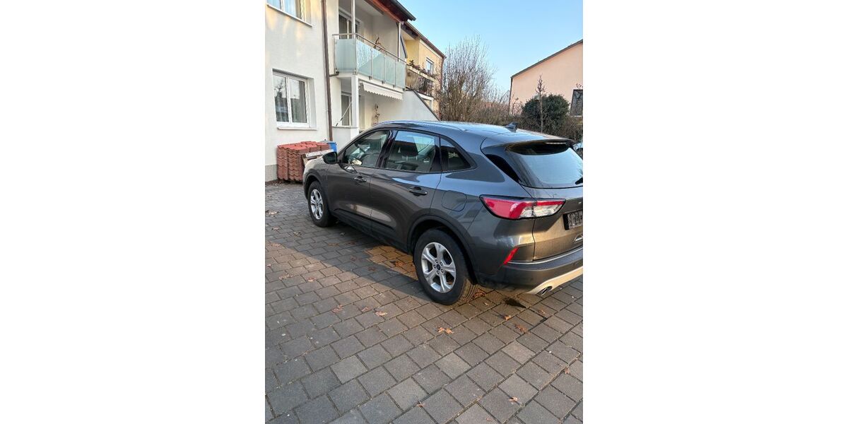 Ford Kuga 41.500 km 21.800 &euro; Ingolstadt 85057
