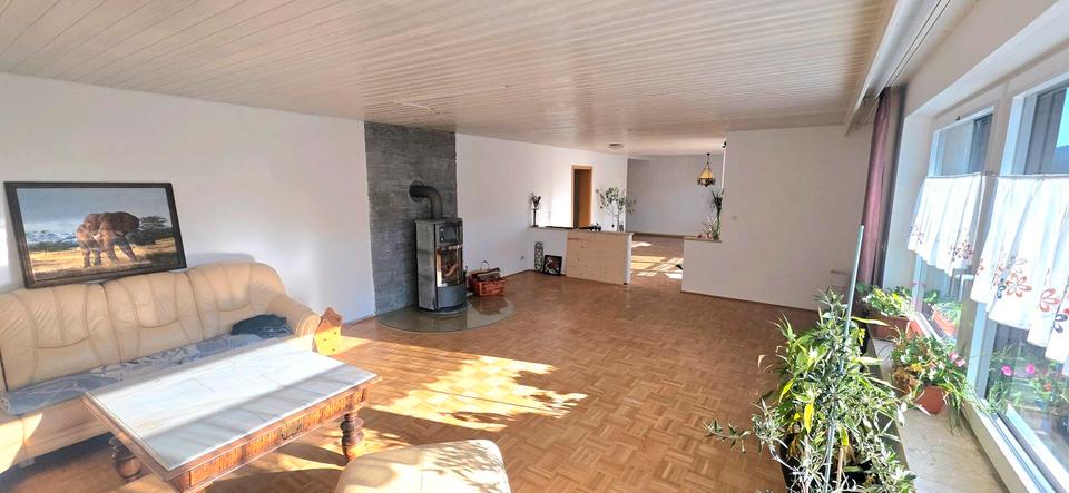 Einfamilienhaus Riedenburg - 9 Zimmer, 300 m&sup2;, 579.000&euro; | Angebot:24468856