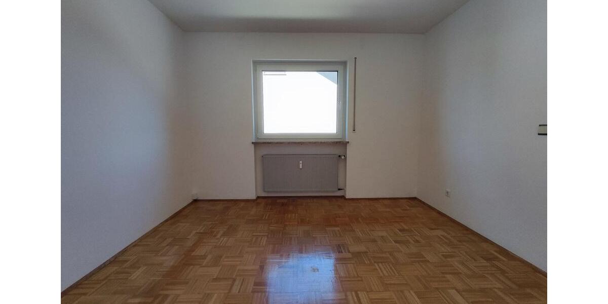 Etagenwohnung Ingolstadt Nordost - 3.5 Zimmer, 90 m&sup2;, 339.000&euro; | Angebot:26959567