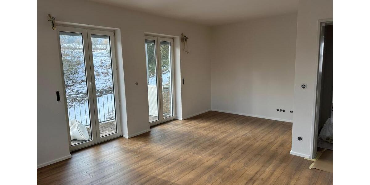 Etagenwohnung Walting - 4 Zimmer, 92 m&sup2;, 950&euro; | Angebot:25969362