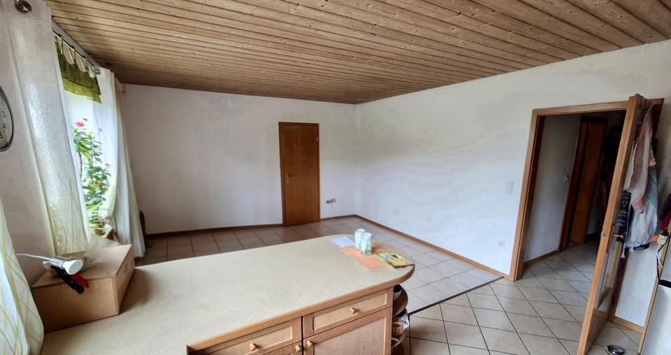 Dachgeschoßwohnung Neuburg an der Donau - 4 Zimmer, 121 m&sup2;, 950&euro; | Angebot:26041339