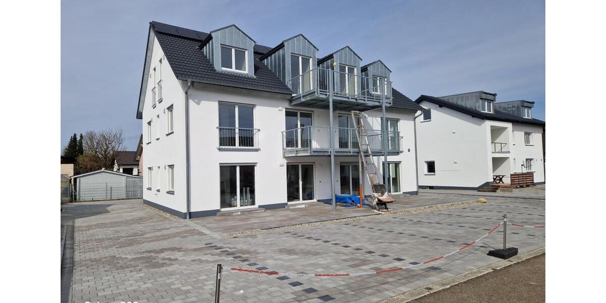 Etagenwohnung Pförring - 3 Zimmer, 64 m&sup2;, 810&euro; | Angebot:25948005