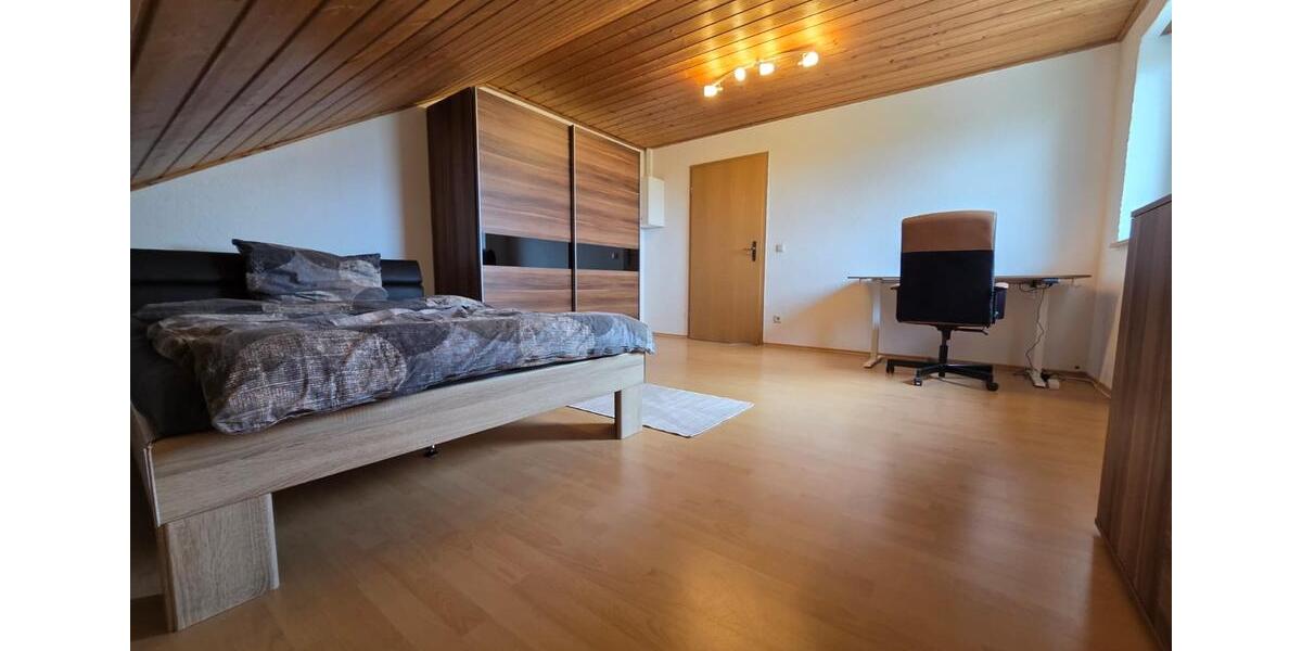 Dachgeschoßwohnung Karlskron - 2 Zimmer, 38 m&sup2;, 780&euro; | Angebot:26450012