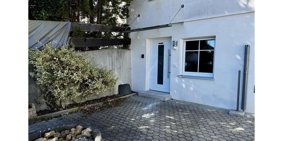 Erdgeschoßwohnung Neuburg an der Donau - 1 Zimmer, 64 m&sup2;, 590&euro; | Angebot:25881256