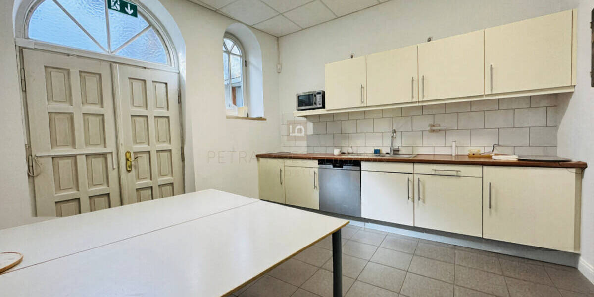 Gewerbeobjekt Ingolstadt - 3 Zimmer, 4.130&euro; | Angebot:26572772