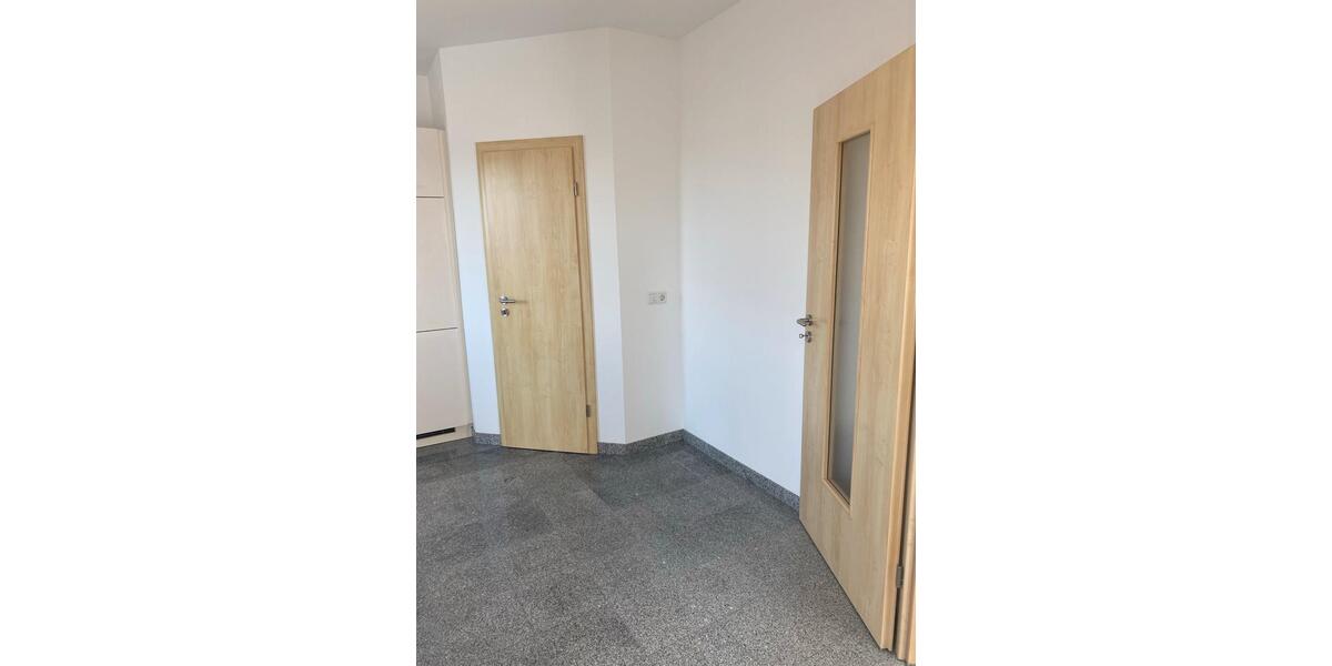 Etagenwohnung Neuburg an der Donau - 4.5 Zimmer, 136 m&sup2;, 1.350&euro; | Angebot:25233714