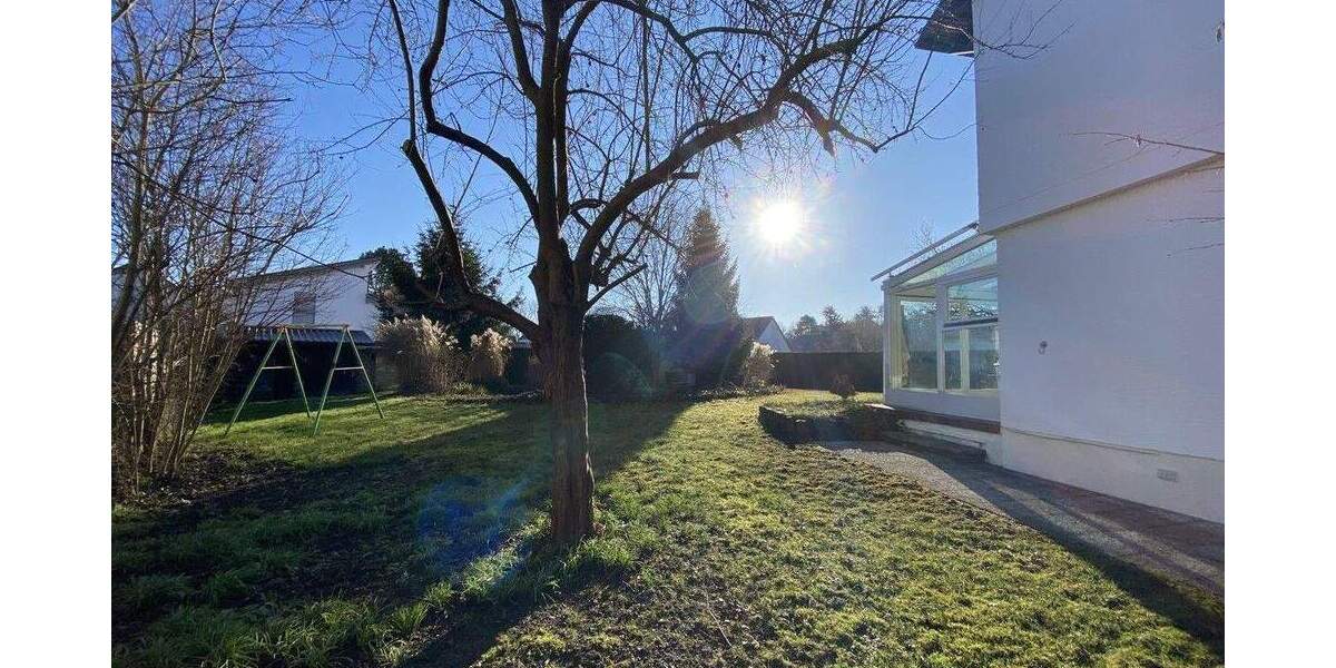 Einfamilienhaus Schrobenhausen - 6 Zimmer, 197 m&sup2;, 720.000&euro; | Angebot:25780446