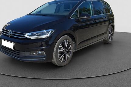 VW Touran 52.490 km 28.750 &euro; Manching 85077
