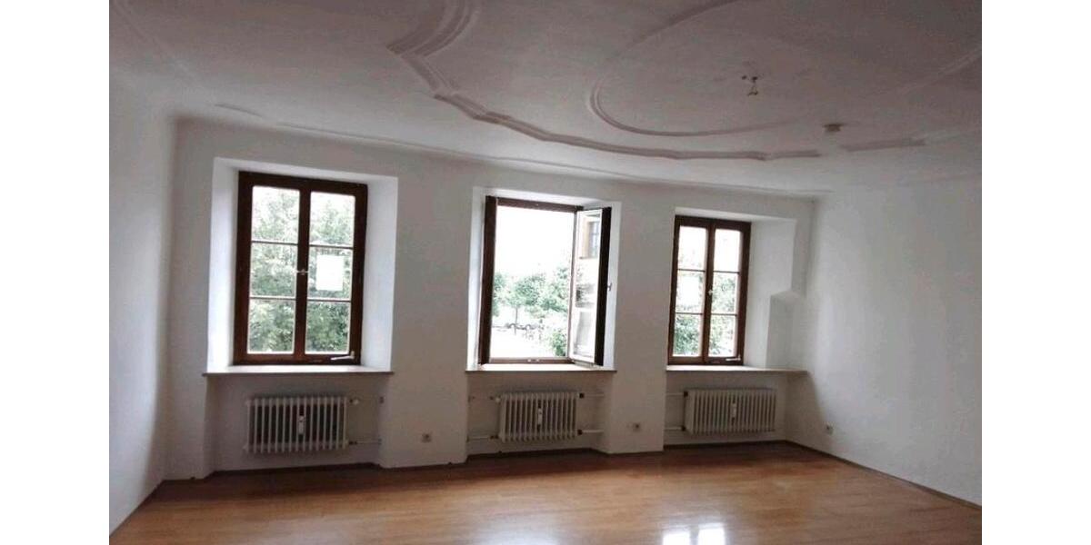 Etagenwohnung Neuburg an der Donau - 3 Zimmer, 106 m&sup2;, 990&euro; | Angebot:26320594