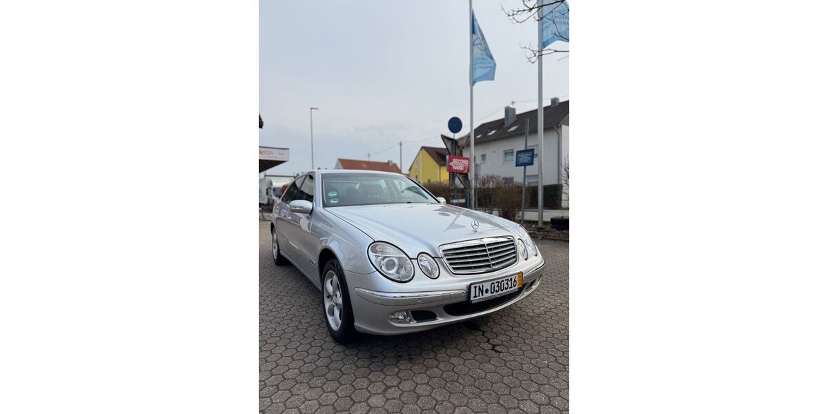 Mercedes-Benz 220 261.930 km 5.500 &euro; ingolstad 85049