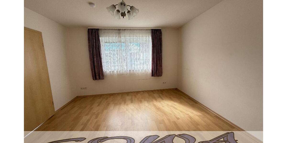 Gepflegtes, einzugsbereites Haus mit Keller, Doppelgarage und Wärmepumpe - Ein Objekt von SOWA Immobilien und Finanzen - Einfamilienhaus Neuburg an der Donau | Angebot:24004431