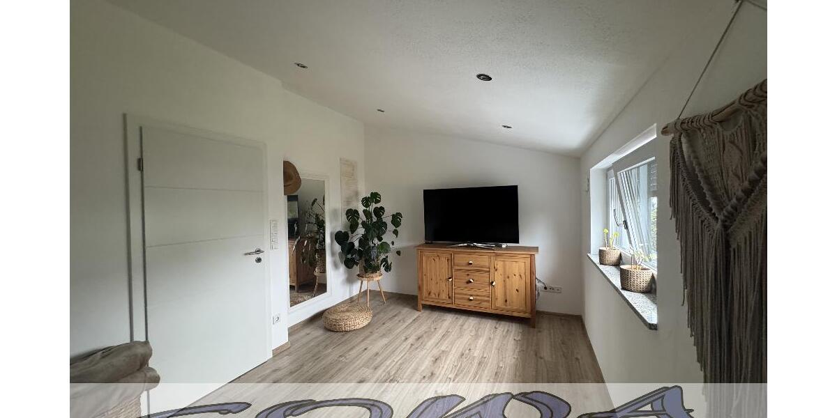 Hochwertige Doppelhaushälfte mit Stellplätzen in Hepberg - Ein Objekt von Ihrem Immobilienpartner SOWA Immobilien und Finanzen - Doppelhaushälfte Hepberg | Angebot:23704507