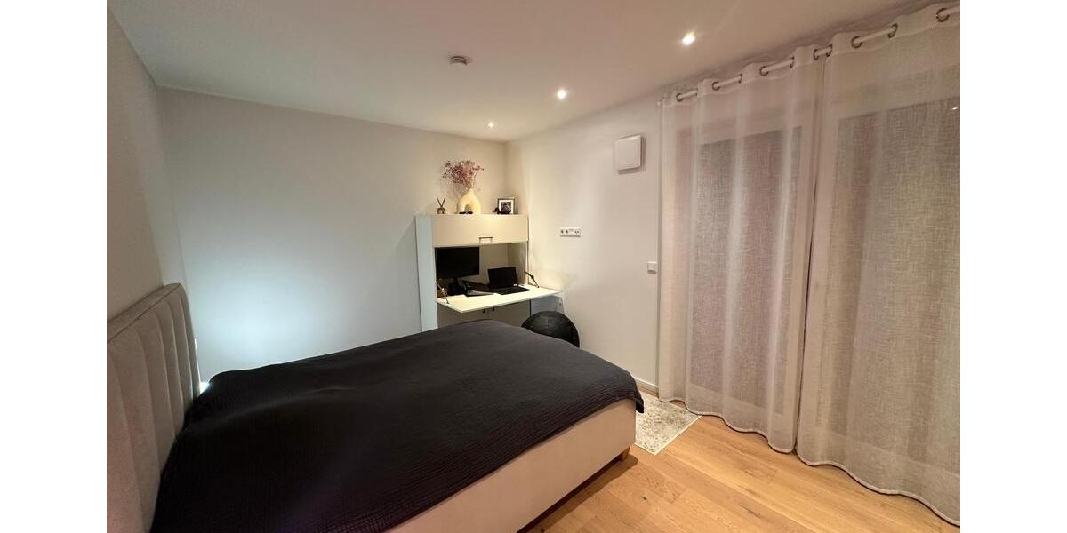 Erdgeschoßwohnung Ingolstadt - 2 Zimmer, 77 m&sup2;, 1.175&euro; | Angebot:26058101