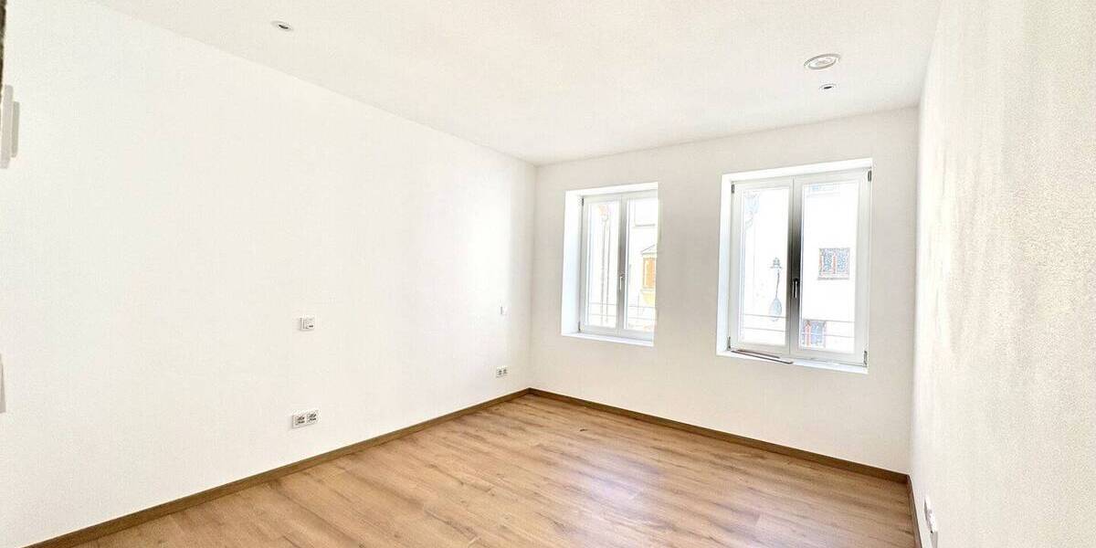 Etagenwohnung Ingolstadt - 2 Zimmer, 53 m&sup2;, 900&euro; | Angebot:26892882