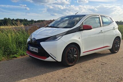 Toyota Andere 96.990 km 5.750 &euro; Kipfenberg 85110