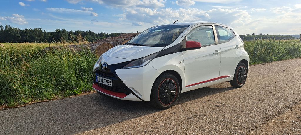Toyota Andere 96.990 km 5.750 &euro; Kipfenberg 85110