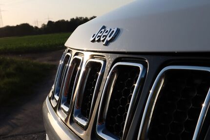 Jeep Compass 73.000 km 17.990 &euro; Gaimersheim 85080