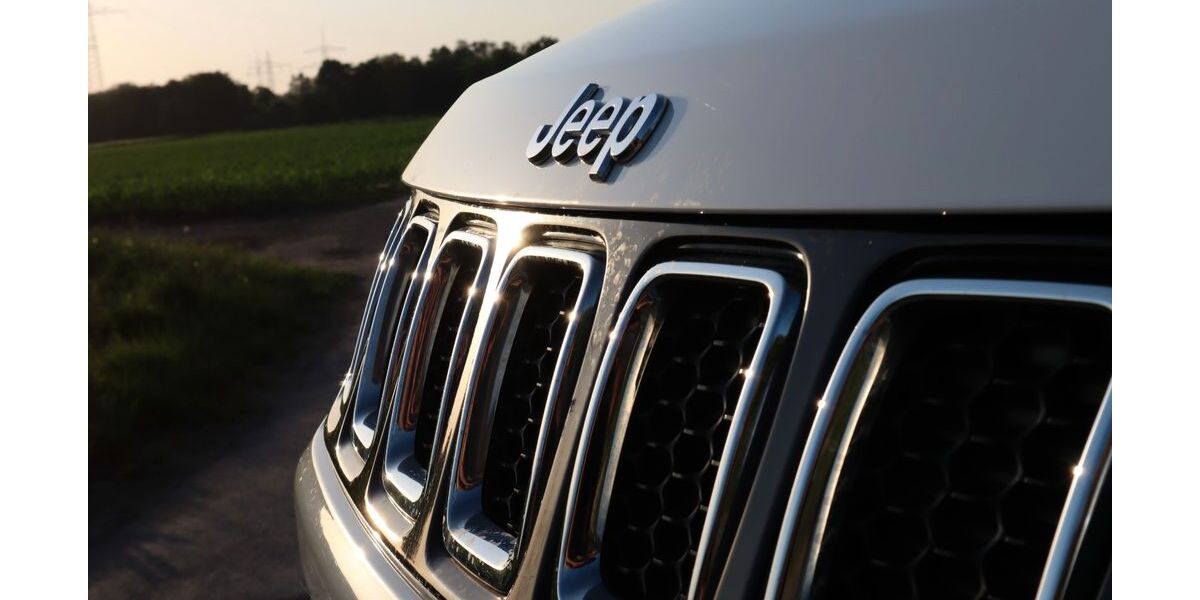 Jeep Compass 73.000 km 17.990 &euro; Gaimersheim 85080