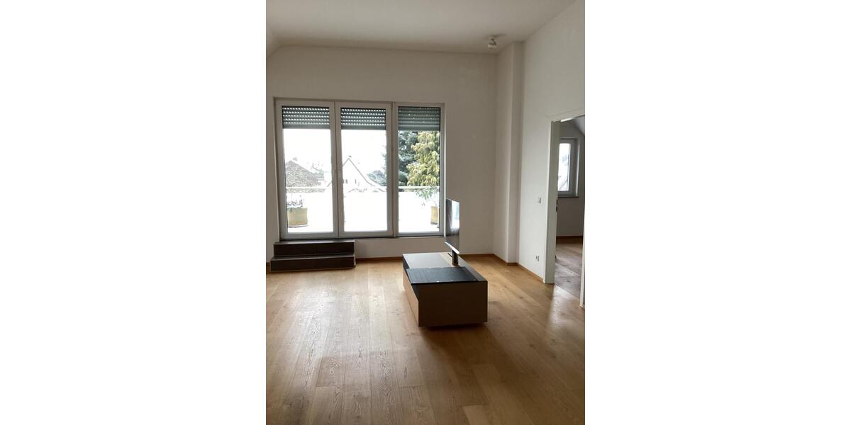 Dachgeschoßwohnung Ingolstadt Münchener Straße - 3.5 Zimmer, 91 m&sup2;, 1.300&euro; | Angebot:25838054