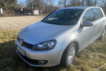 VW Golf 114.666 km 5.800 &euro; Baar-Ebenhausen 85107
