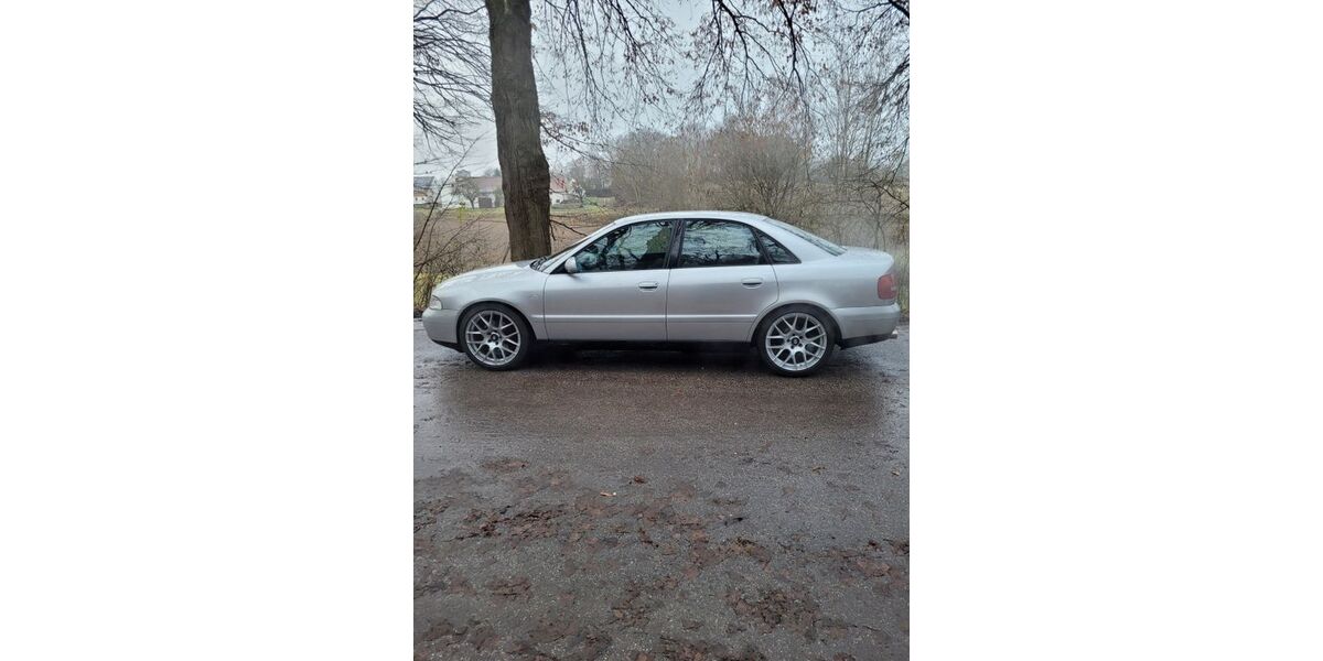Audi A4 104.853 km 6.800 &euro; Pfaffenhofen an der Ilm 85276