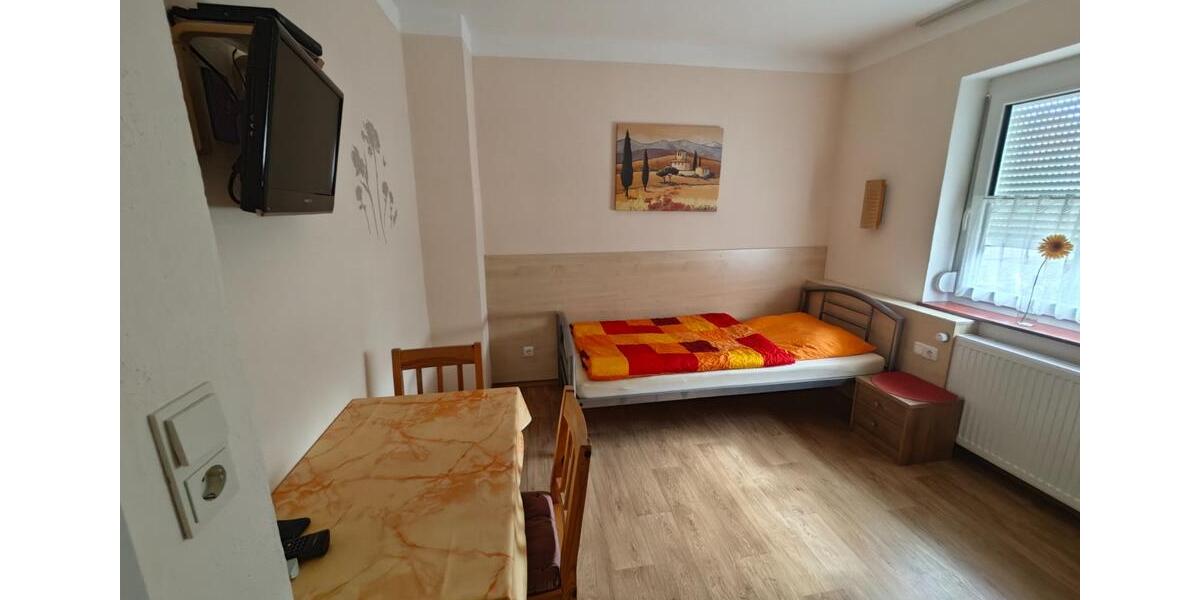 Etagenwohnung Rohrenfels - 5 Zimmer, 150 m&sup2;, 300&euro; | Angebot:25805741