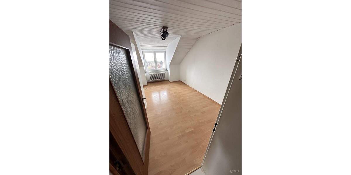Etagenwohnung Ingolstadt Hundszell - 4 Zimmer, 74 m&sup2;, 750&euro; | Angebot:25668623