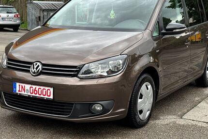 VW Touran 270.000 km 6.199 &euro; Ingolstadt 85057