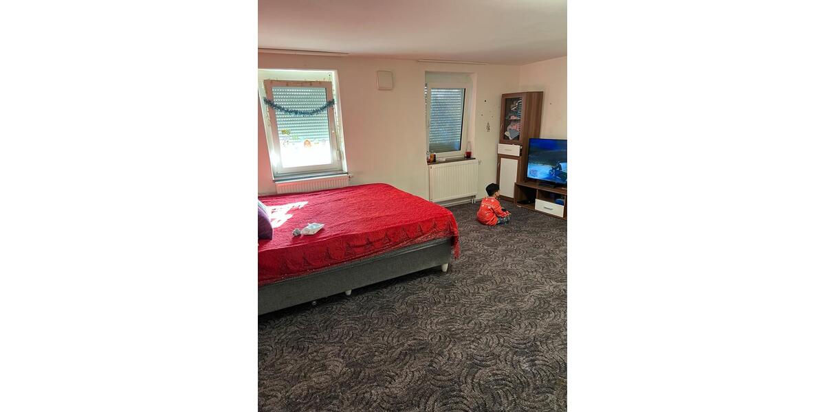 Etagenwohnung Wolnzach - 6 Zimmer, 114 m&sup2;, 1.000&euro; | Angebot:25872189