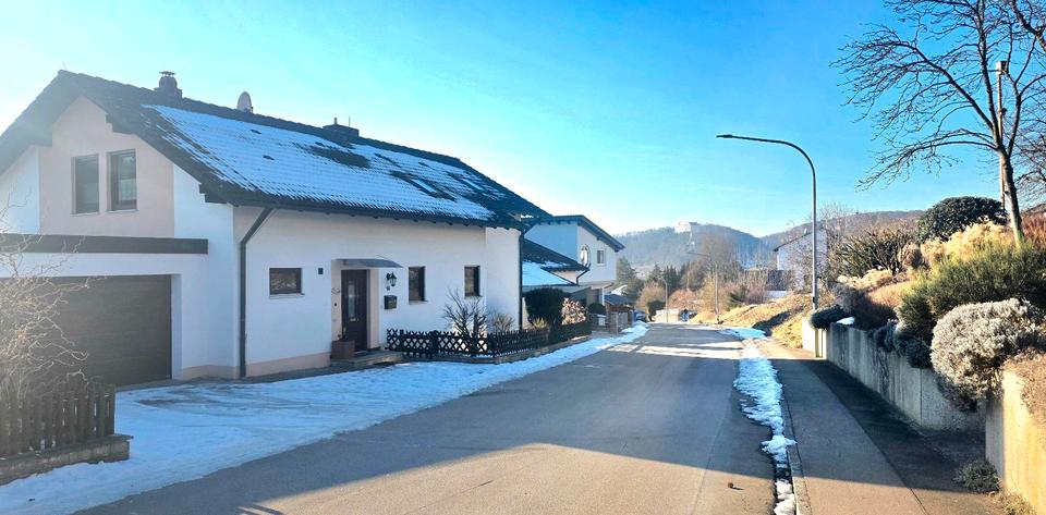 Einfamilienhaus Riedenburg - 9 Zimmer, 300 m&sup2;, 530.000&euro; | Angebot:26604568