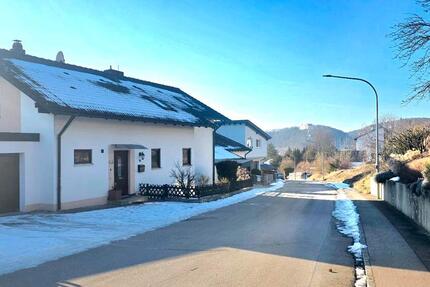 Haus Riedenburg - 9 Zimmer, 300 m&sup2;, 530.000&euro; | Angebot:26604568