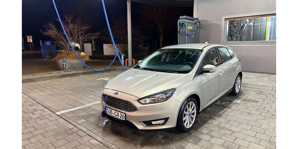 Ford Focus 181.500 km 5.000 &euro; Schrobenhausen 86529