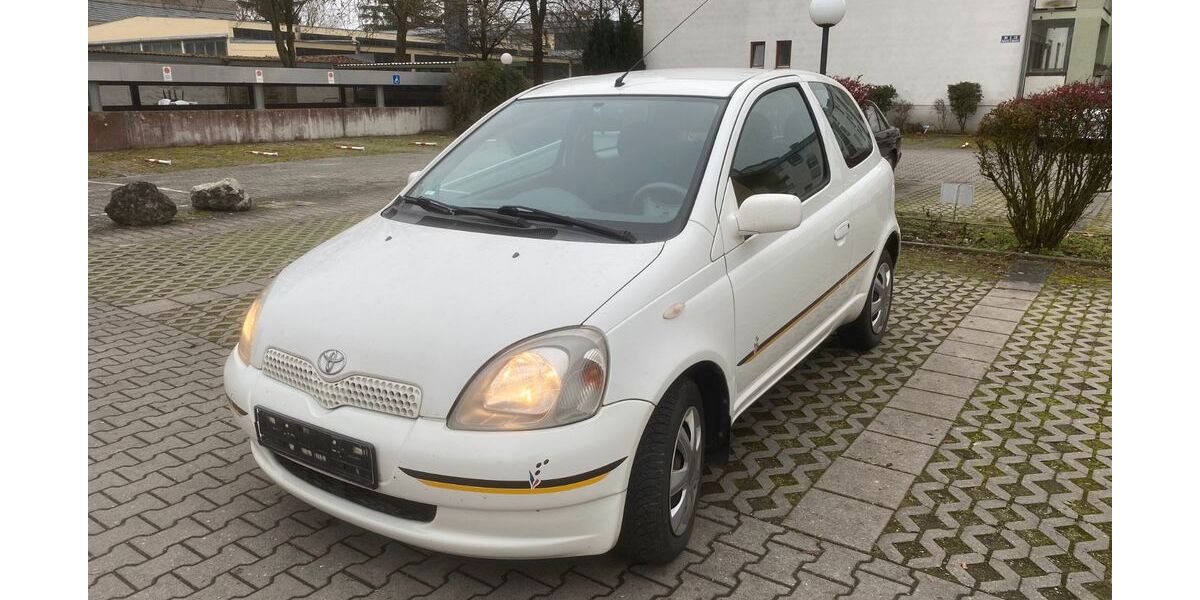 Toyota Yaris 76.749 km 2.400 &euro; Ingolstadt 85051