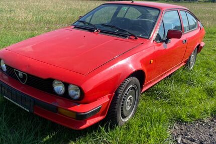 Alfa Romeo GTV 70.340 km 8.000 &euro; Puch 85309