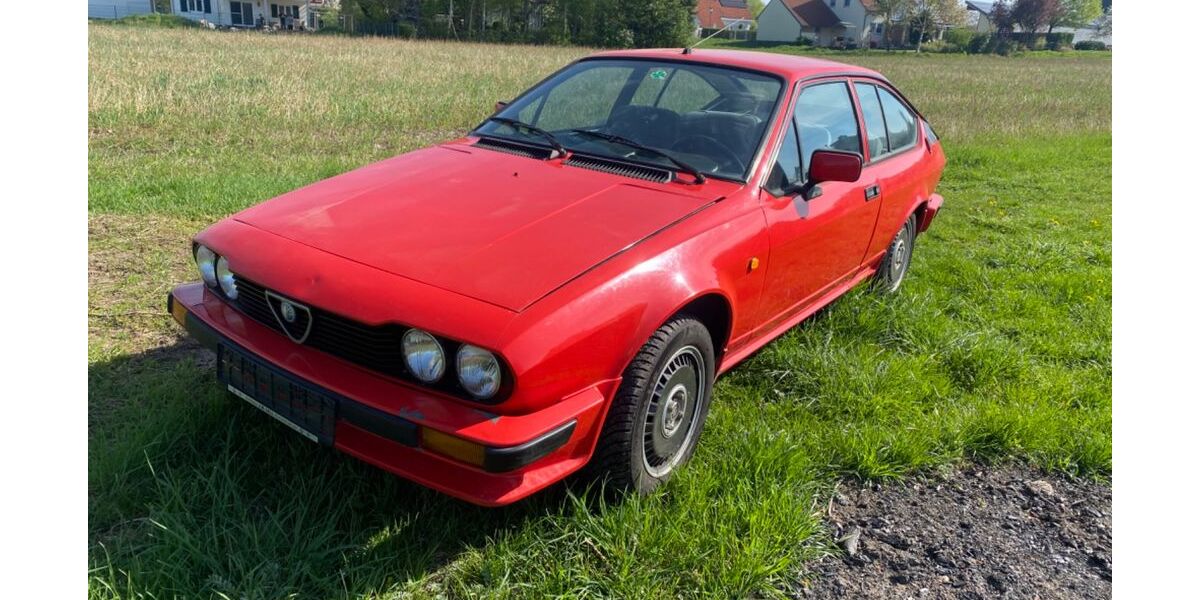 Alfa Romeo GTV 70.340 km 8.000 &euro; Puch 85309