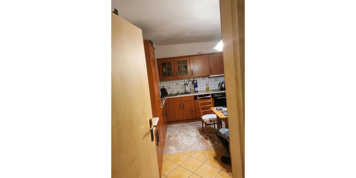 Etagenwohnung Mainburg - 3 Zimmer, 100 m&sup2;, 1.100&euro; | Angebot:25959665