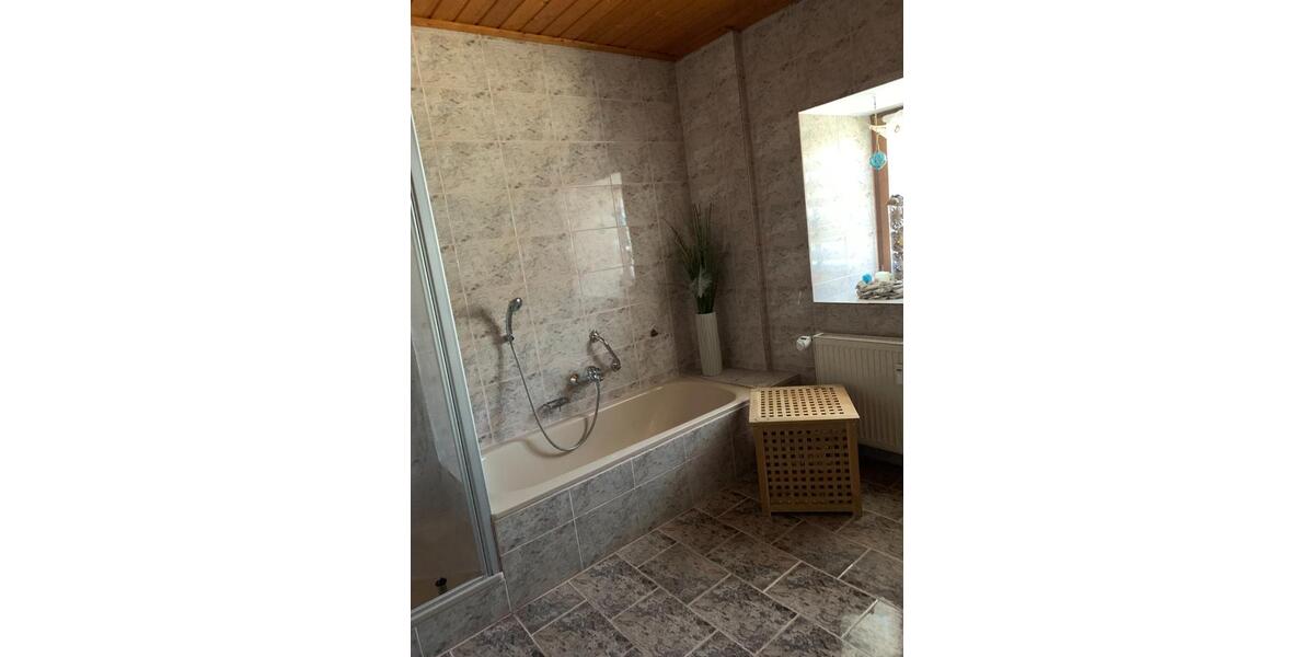 Etagenwohnung Wellheim - 3 Zimmer, 88 m&sup2;, 673&euro; | Angebot:25383615