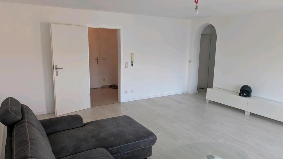 Etagenwohnung Ingolstadt - 3 Zimmer, 77 m&sup2;, 1.300&euro; | Angebot:26195108