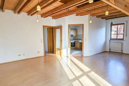 Wohnung Ingolstadt Bahnhofsviertel - 3 Zimmer, 75 m&sup2;, 790&euro; | Angebot:27003682