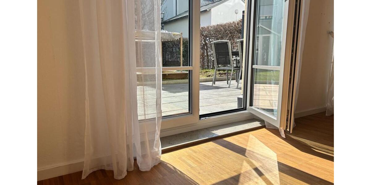 Reihenhaus Ingolstadt Südost - 6 Zimmer, 155 m&sup2;, 2.600&euro; | Angebot:25626122