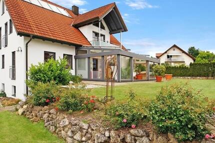 Haus Hohenwart - 7 Zimmer, 256 m&sup2;, 2.600&euro; | Angebot:25675543