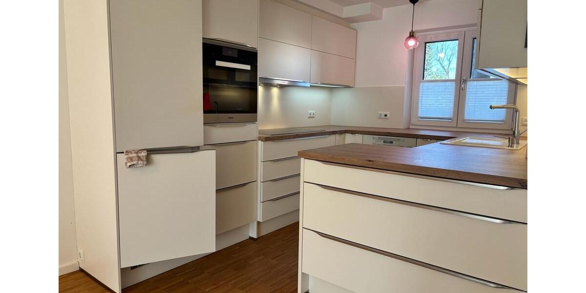 Reihenhaus Ingolstadt Südost - 6 Zimmer, 155 m&sup2;, 2.600&euro; | Angebot:25626122