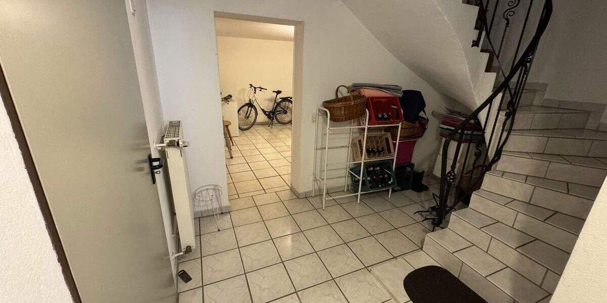 Doppelhaushälfte Oberstimm - 6 Zimmer, 198 m&sup2;, 555.000&euro; | Angebot:25755181