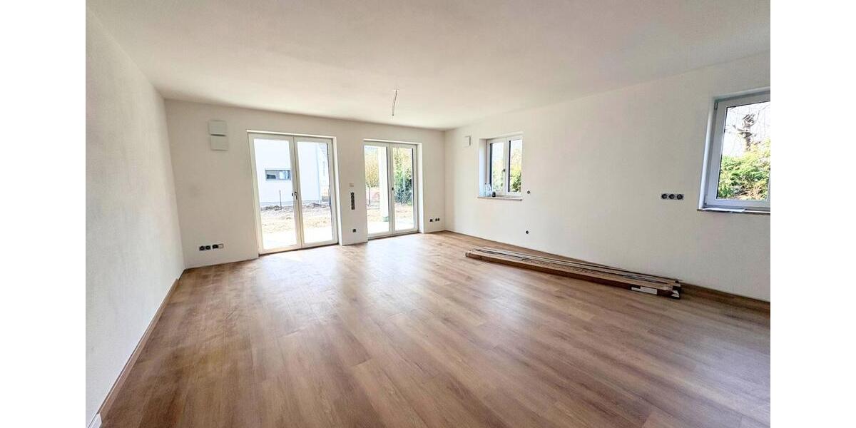 Erdgeschoßwohnung Großmehring - 3 Zimmer, 83 m&sup2;, 409.000&euro; | Angebot:25886363